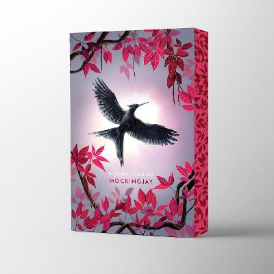 MOCKINGJAY DELUXE (PB)